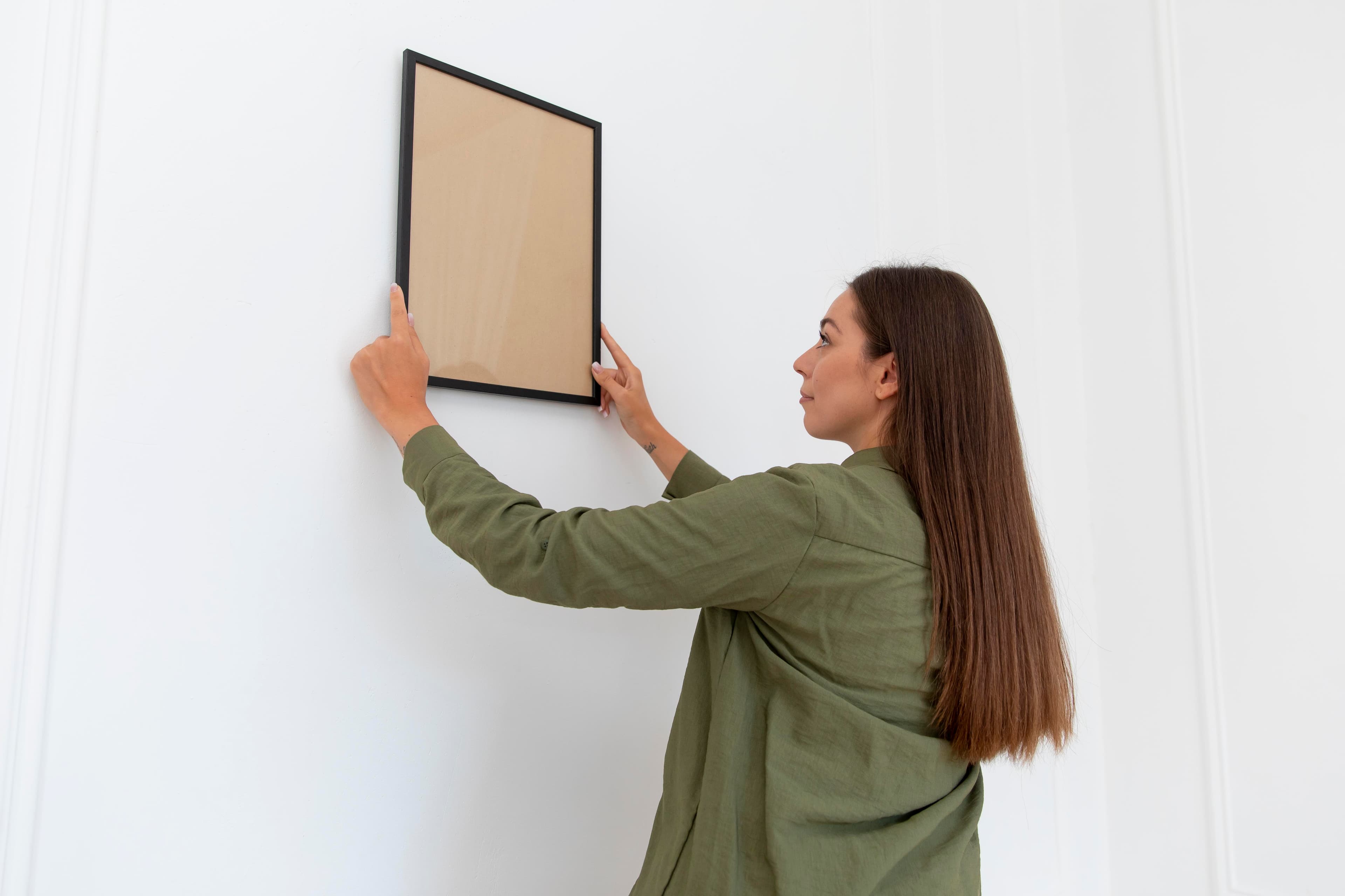 How to put up a poster without damaging it: 7 ways to keep your walls safe